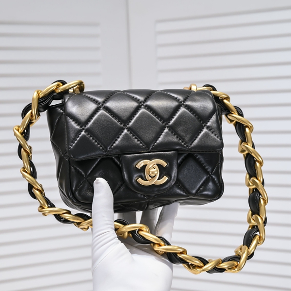 シャネルバッグ細部ディテール